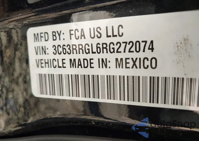 3C63RRGL6RG272074: 43993501