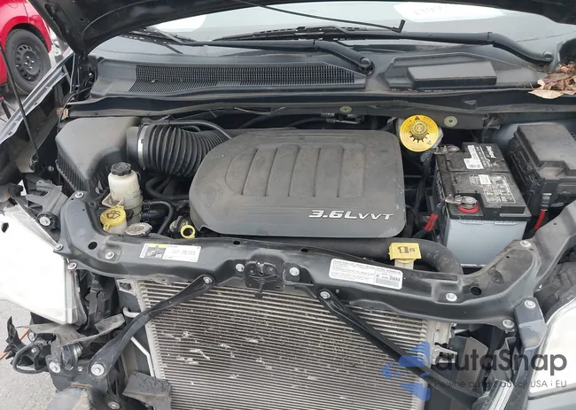 2C4RC1CG3ER115895: 43993519