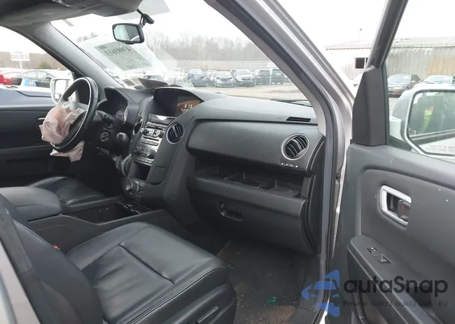 5FNYF4H96DB038979: 43993613