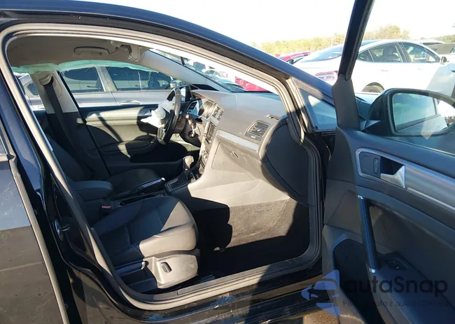 3VW2A7AU8FM056318: 43994675