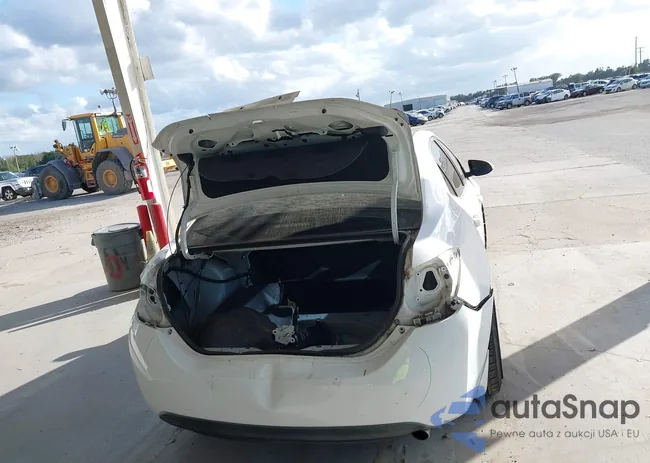 2T1BURHE4EC206341: 43994875