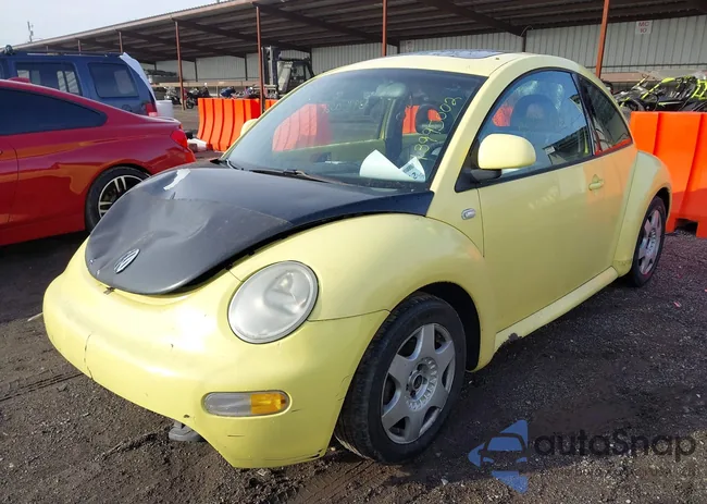 3VWCF21C4YM448067: 43995002