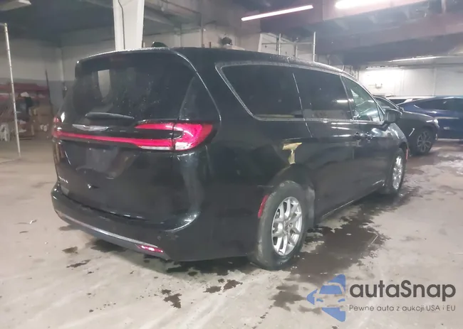 2C4RC1BG7PR505208: 43995045