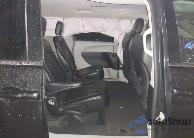 2C4RC1BG7PR505208: 43995045