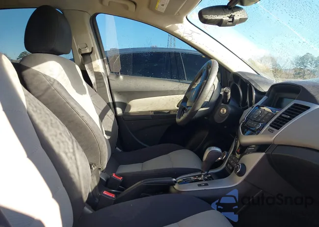 1G1PA5SH6D7172888: 43995054