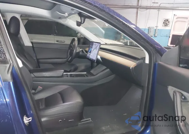 5YJYGAEE2MF193803: 43995179