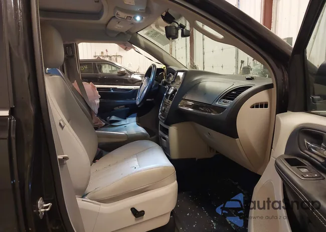 2C4RC1CG7GR159675: 43995249