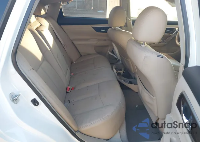 1N4AL3AP9DC170943: 43994265