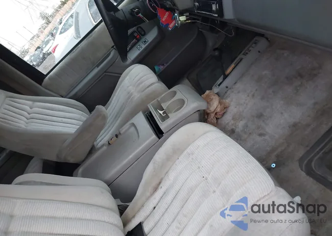 1GNEK18K2RJ405741: 43994270