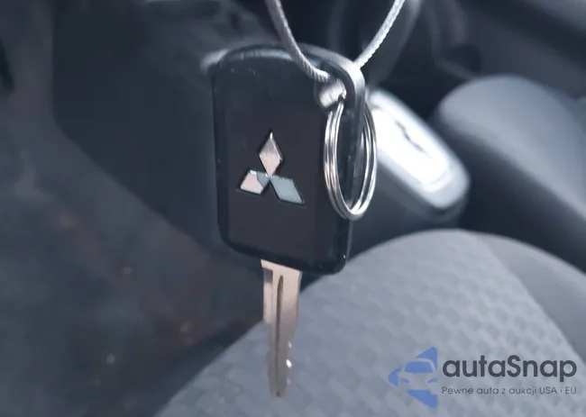 ML32A3HJ6JH015063: 43994348