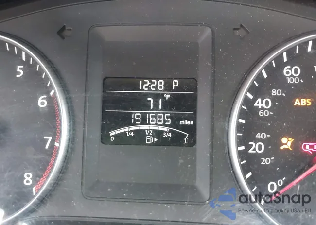 3VWDX7AJ6CM305563: 43994373