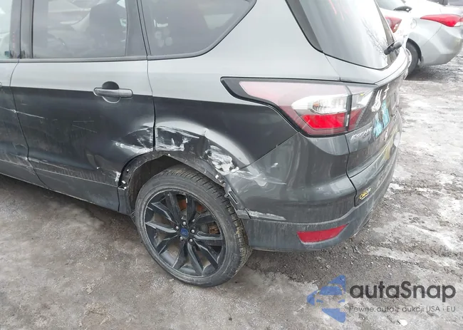 1FMCU9GD5JUB30246: 43994512