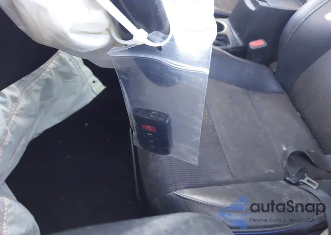 2T1BURHE7HC931954: 43994567