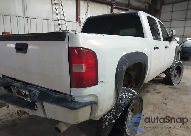 2GCEK13M371501760: 43994570