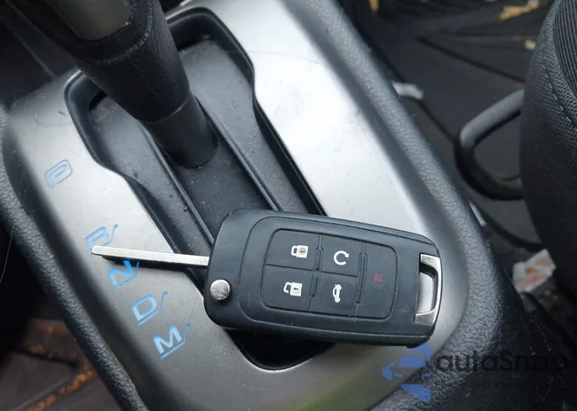 1G1JC5SH4F4177074: 43994605