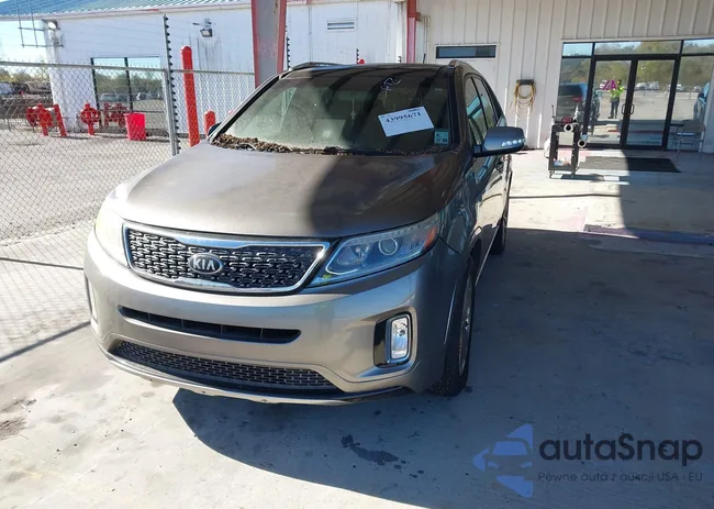 5XYKW4A72EG490128: 43995671