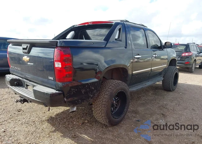 3GNMCGE06DG225090: 43995694