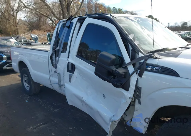 1FT7X2A65GEA43979: 43995715