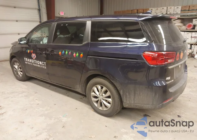 KNDMB5C10M6668560: 43995756