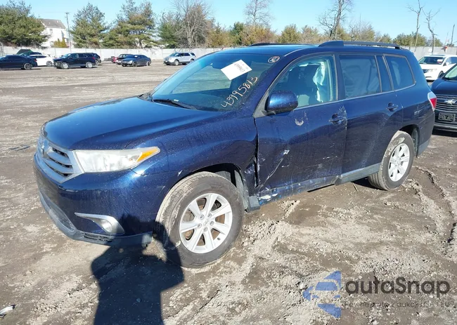 5TDBK3EH6CS115240: 43995813