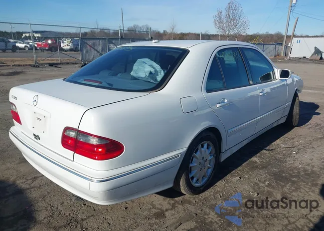 WDBJF65J2YB111994: 43995893