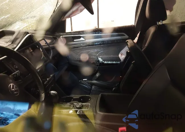 1V2RE2CA3MC226237: 43995904