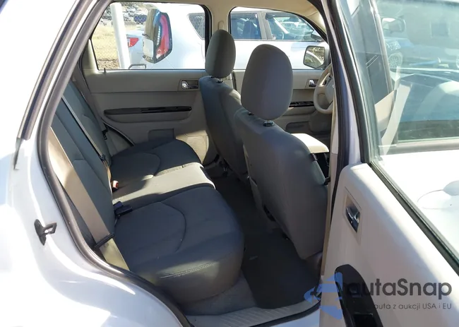 4F2CZ02Z98KM18037: 43995964