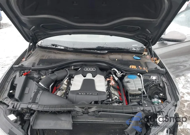 WAUGGAFC3CN110630: 43995970