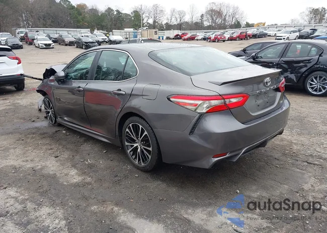 4T1B11HK3JU635883: 43996055