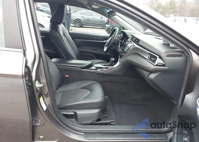 4T1B11HK3JU635883: 43996055