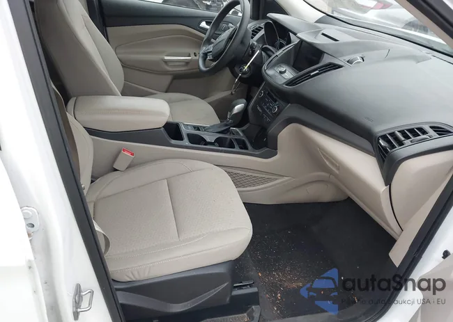 1FMCU0GDXJUD47108: 43996060