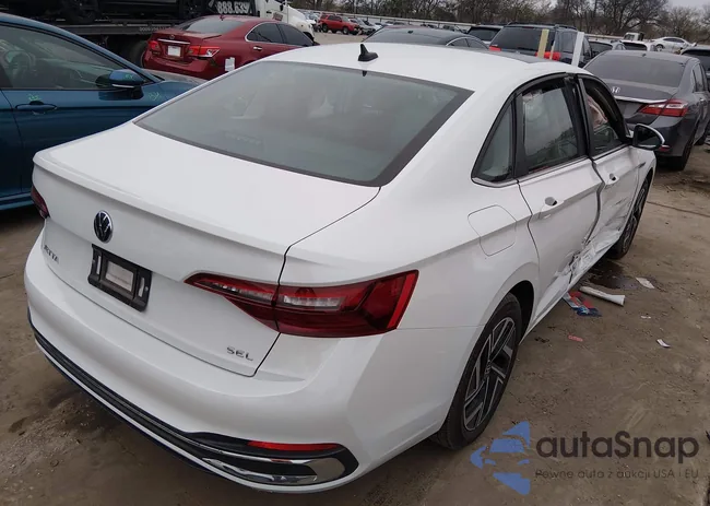 3VWGM7BU5RM077871: 43996085