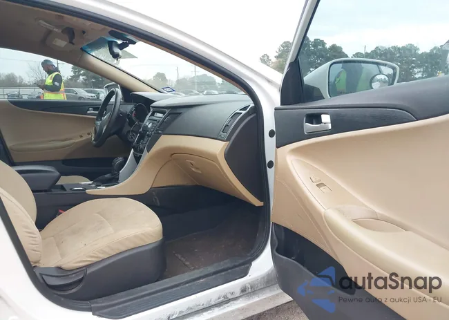 5NPEB4AC7DH674820: 43996148