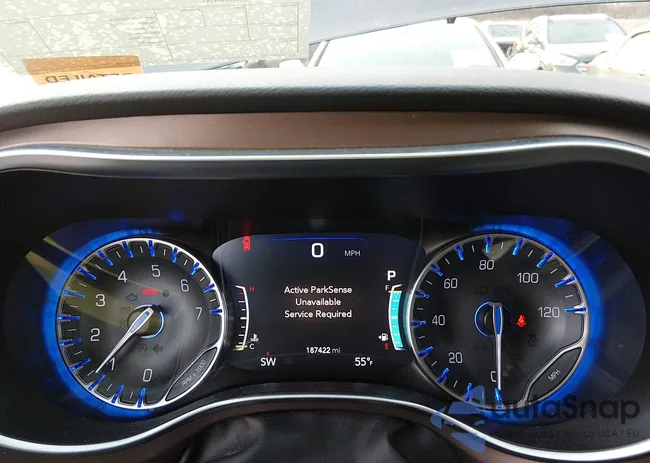 2C4RC1EGXHR643872: 43996171