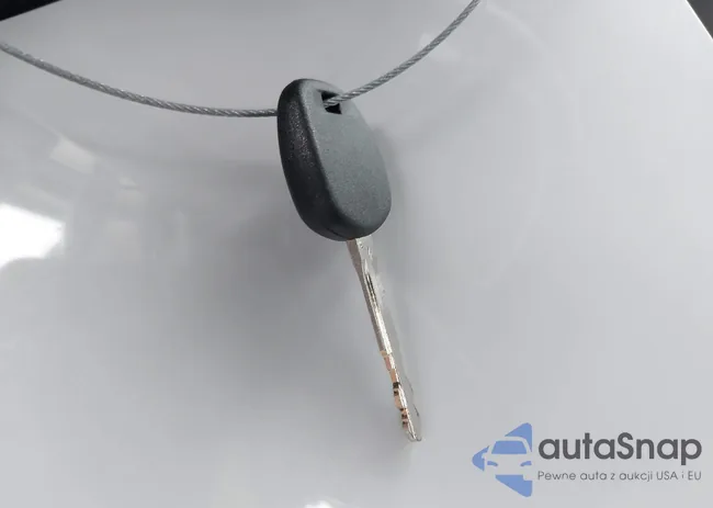 2T1BR32E38C886793: 43996173