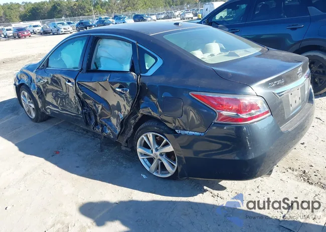 1N4AL3APXFC481879: 43996241