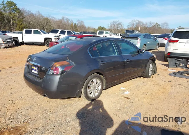 1N4AL2AP5AN542353: 43996254