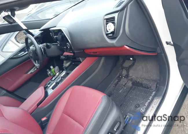 2T2AGCEZXSC084048: 43995276