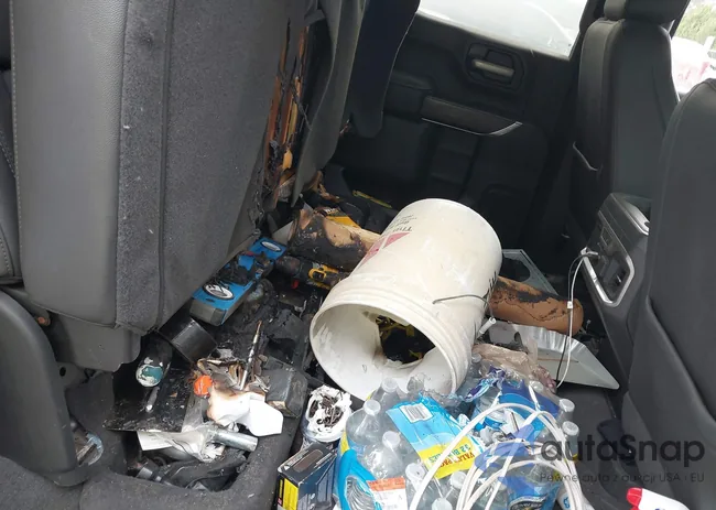 3GTU9DET1MG325436: 43995279