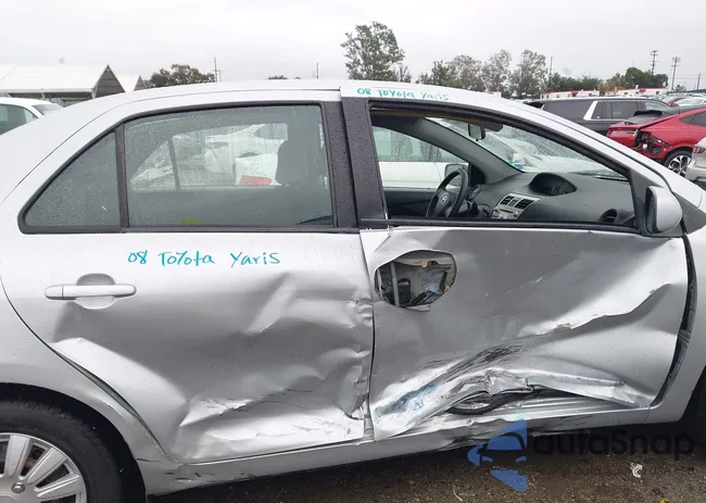 JTDBT923X81290314: 43995389