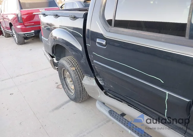 1FMZU67E53UC69328: 43995428