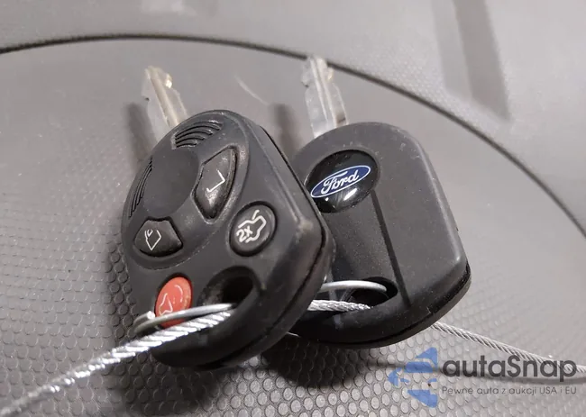 1FMCU59349KB96484: 43995430