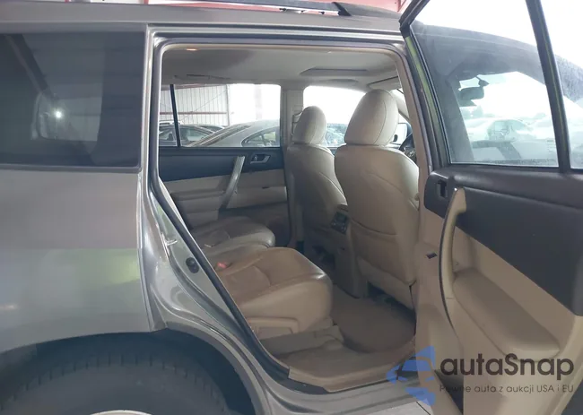 5TDJK3EH0AS040527: 43995481