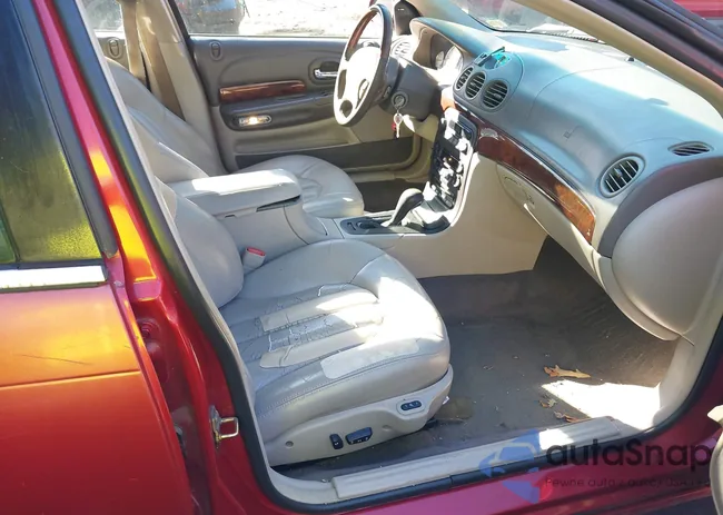 2C3HE66G41H647935: 43995577