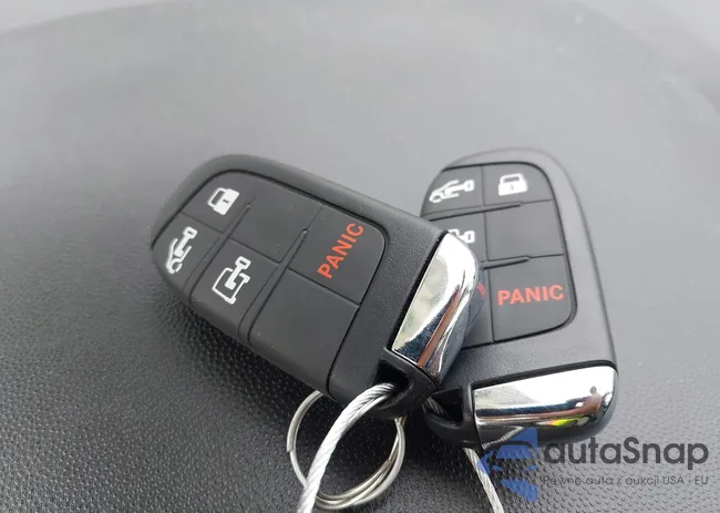 3C6LRVDG7SE517580: 43995635