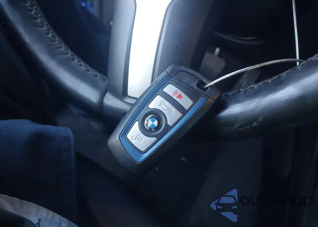 WBA1F9C55GV545927: 43996677