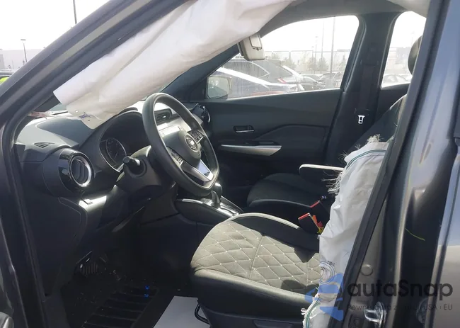 3N1CP5CU8KL550012: 43996734