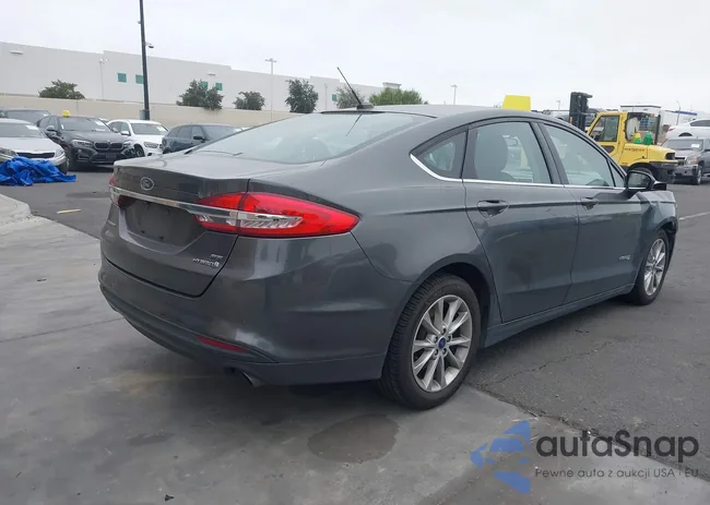 3FA6P0LU9HR413816: 43996749