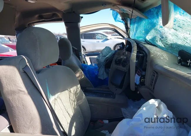 2GCEC19V111220092: 43996759