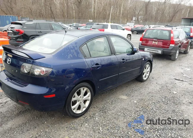 JM1BK32FX81176338: 43996775